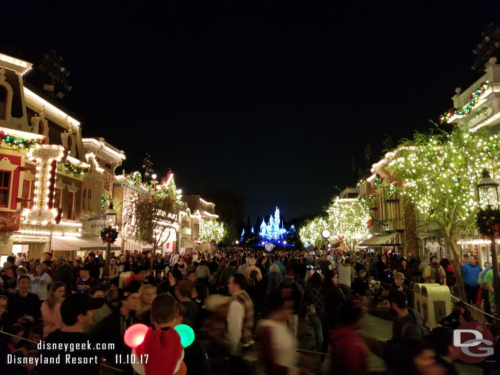 The crowd gathering for Believe in Holiday Magic, this was at 8:52pm