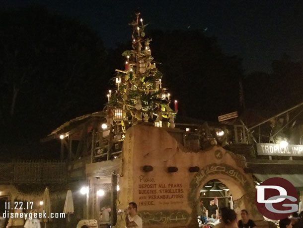 No Jingle Cruise this year.. only some lights and a tree.