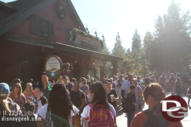 The FastPass return line was really jammed up.  That is it on the left stretching off into the distance.