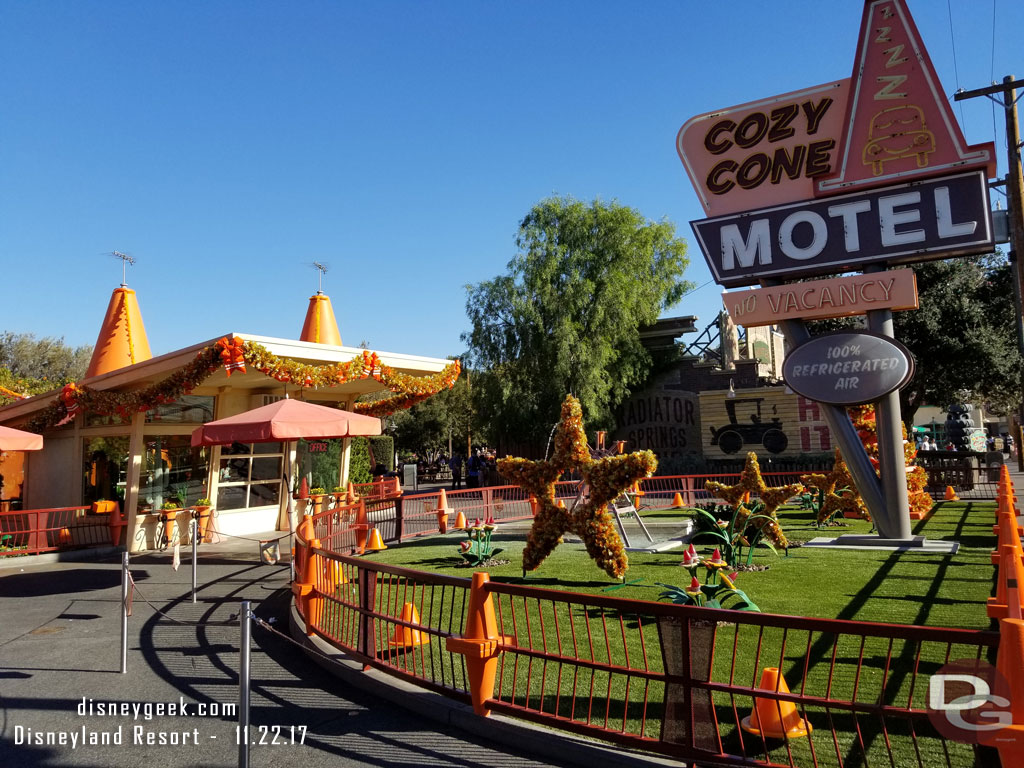 The Cozy Cone had no one at it when I first walked by.