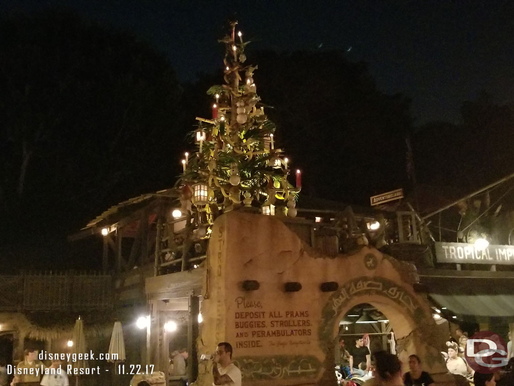 No Jingle Cruise this year.. only some lights and a tree.