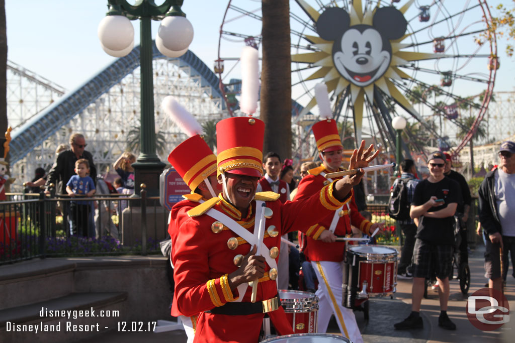 Holiday Toy Drummers