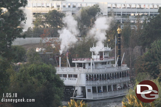 The Mark Twain rounding the riverbend.