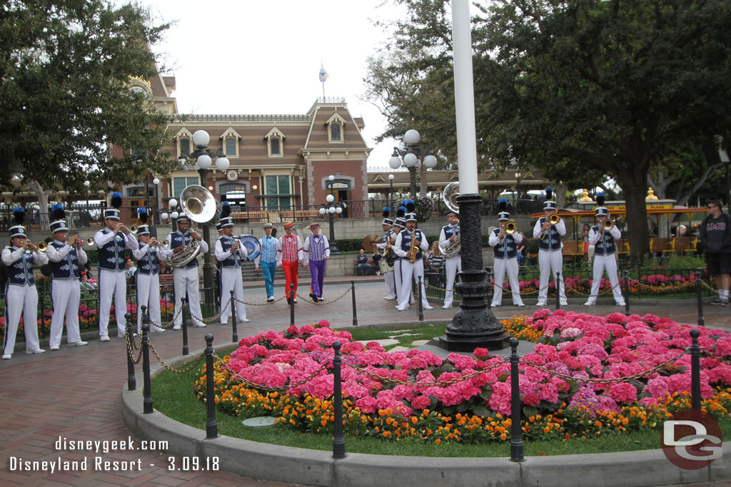 The Dapper Dans arriving.