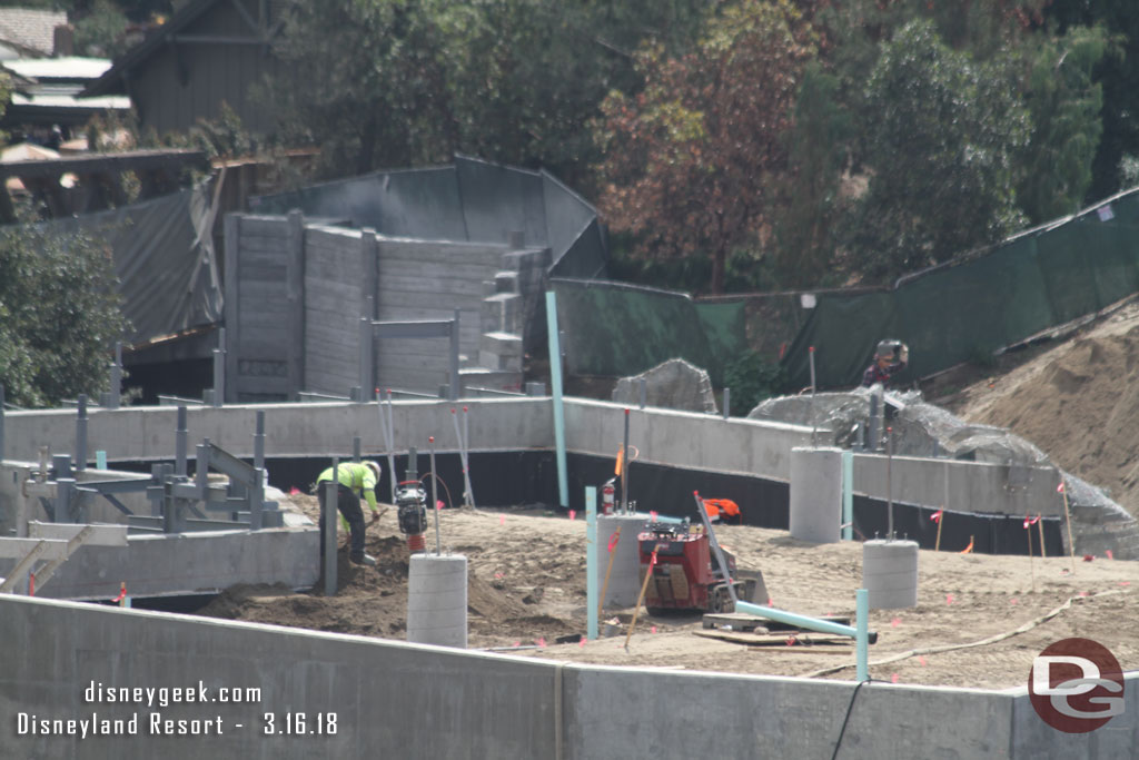 On the roof of the building the concrete pedestals look to be ready. Assuming steel will attach.