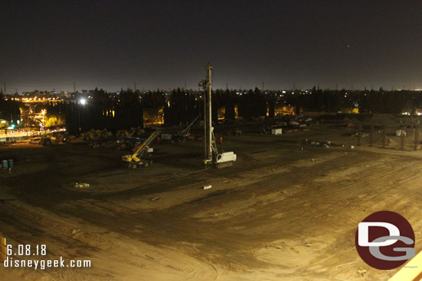 No activity this evening on the parking structure site.  On the Star Wars side I spotted a couple people in the Battle Escape building.