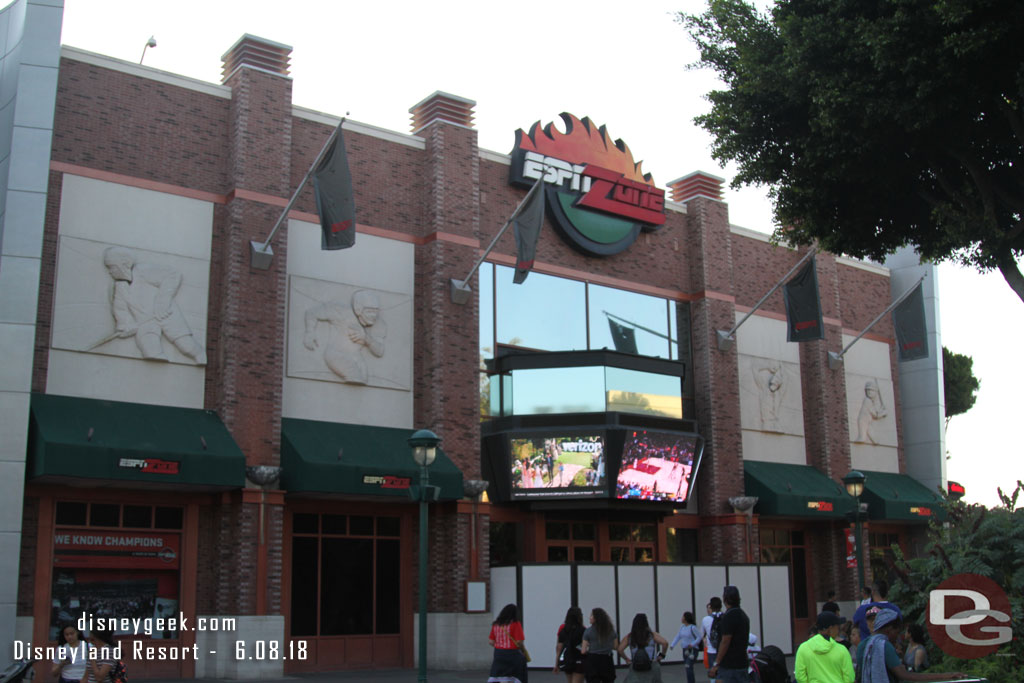 ESPN Zone closed last weekend.  But the large TVs and signs were still in operation on Friday.