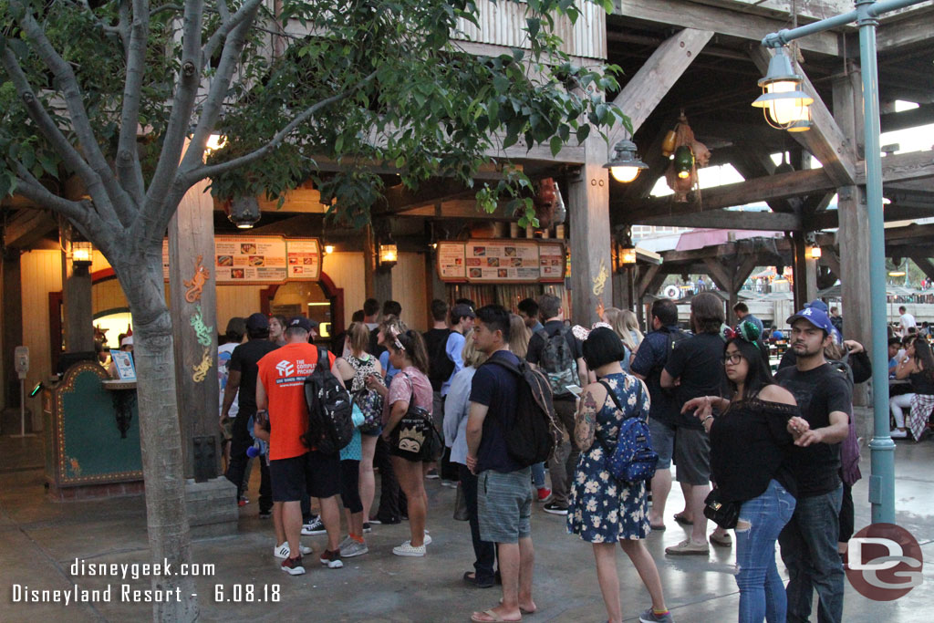 A healthy line for food, no one appeared to be using mobile order.