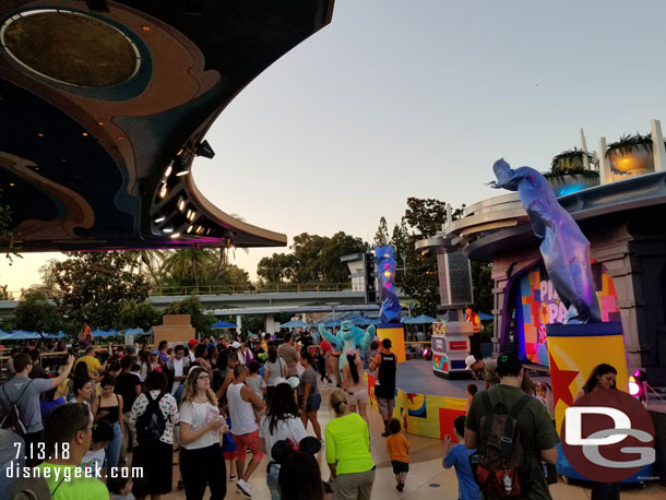 Pixar Pals Dance Party in Tomorrowland Terrace.