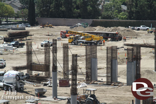 Out in the middle of the site more columns rising up.  Looks like the drilling has concluded.  Noticed the double row of rectangular columns. That will be where two sections of the garage meet.