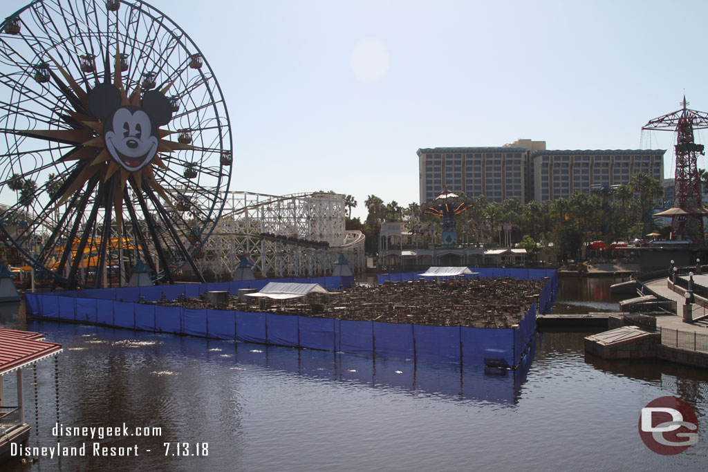 More pictures of the World of Color platform.