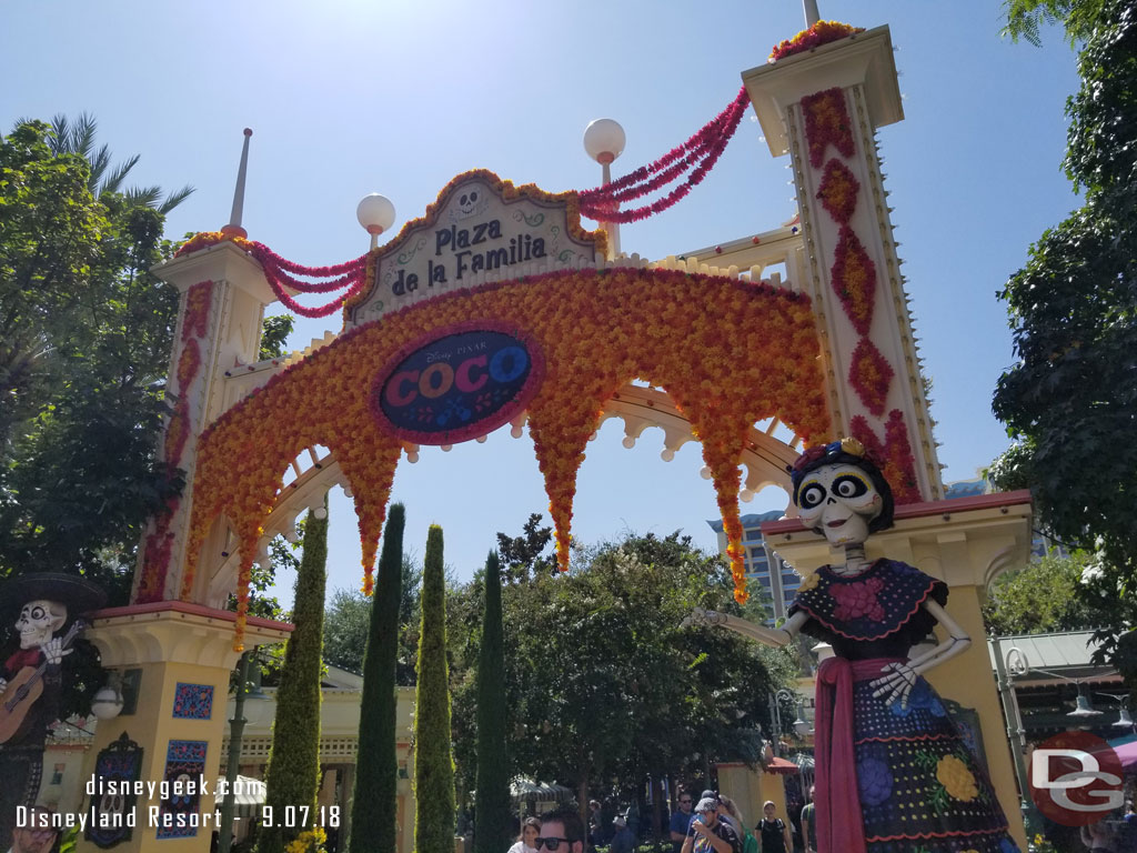 Coco has taken over the Paradise Gardens again turning it into Plaza de la Familia.