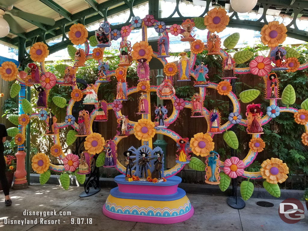 Tree of Life display