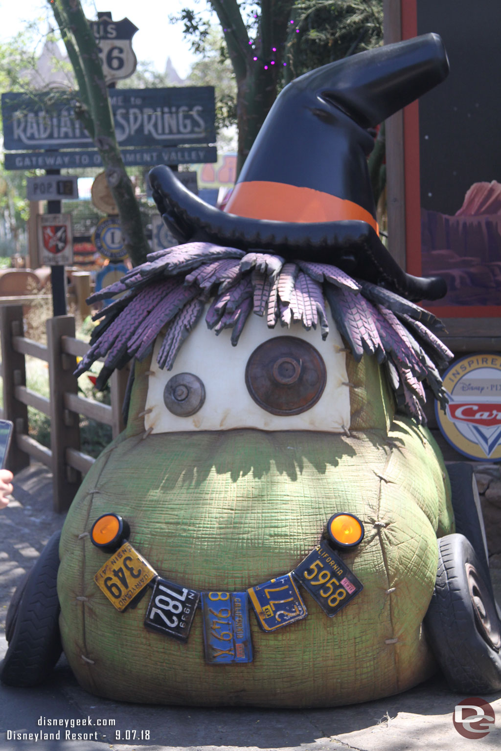 The residents of Radiator Springs are once again celebrating Haul-O-Ween.  The scare car is out front.