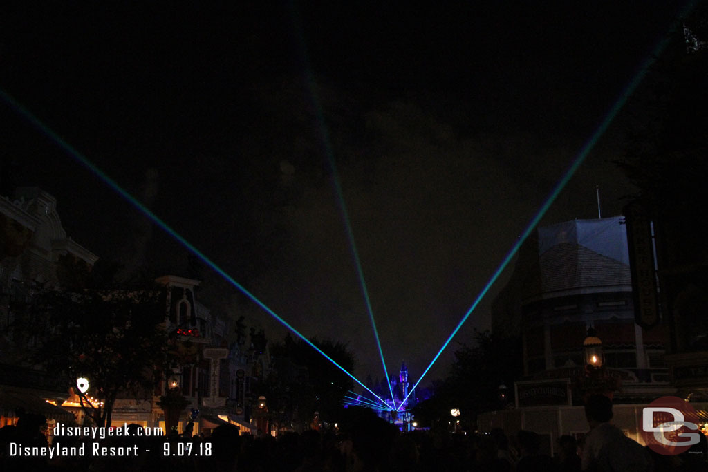 The Star Tours lasers and lights looked great tonight, this picture does not do them justice.