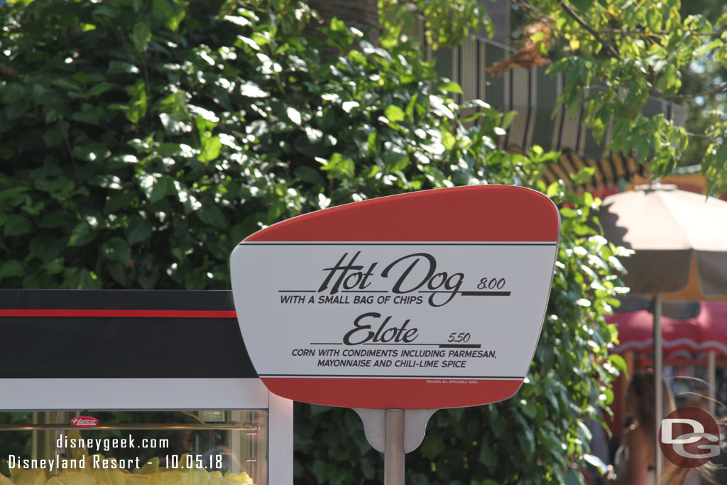 Outdoor vending cart near Paradise Gardens.