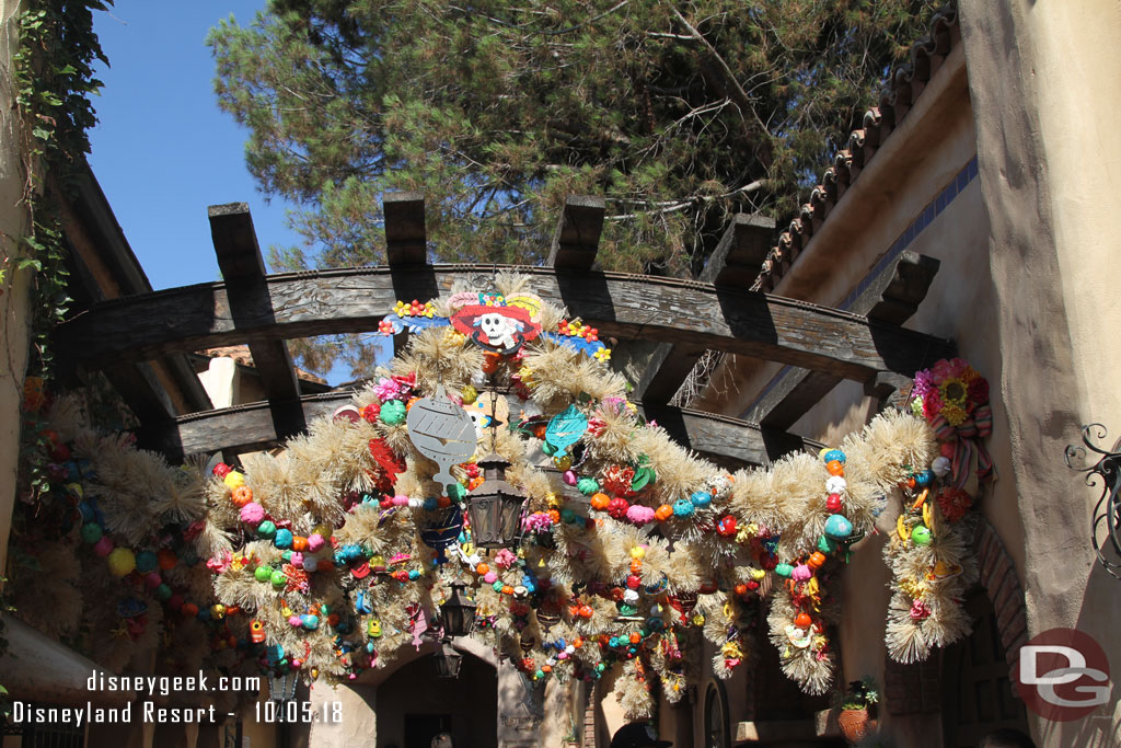 Dia De Los Muertos decorations