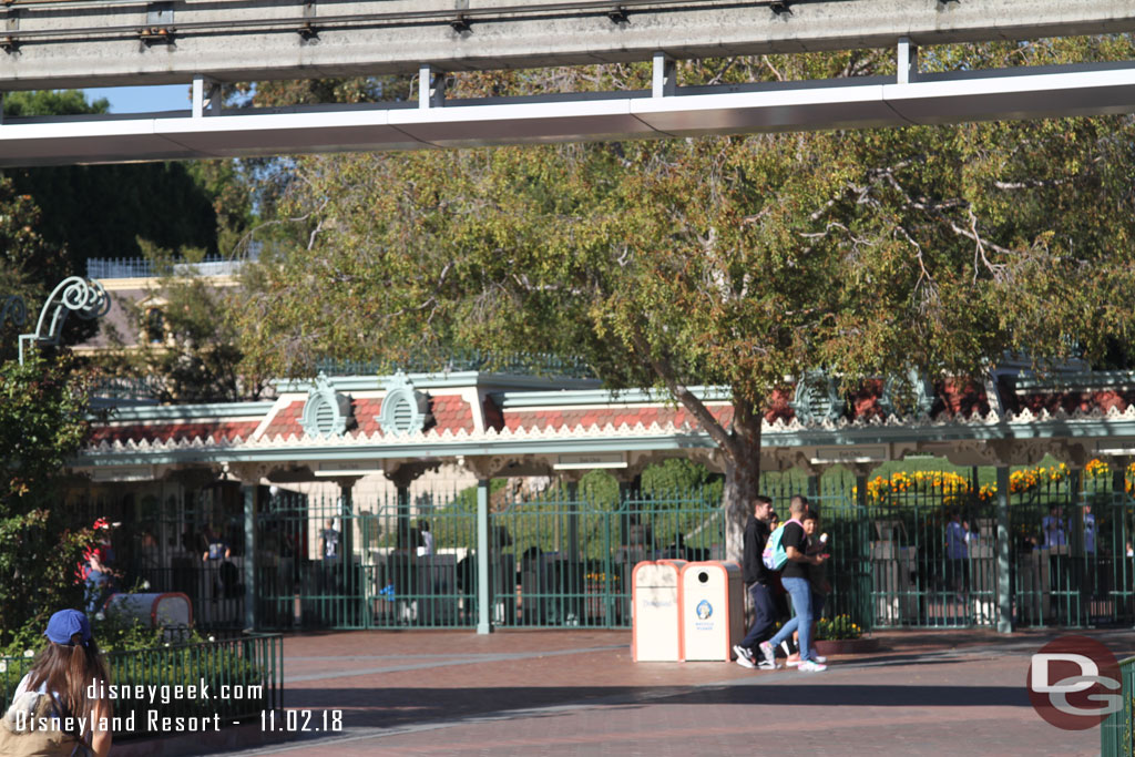 Halloween decorations removed from most of the entrance areas, no sign of Christmas yet.