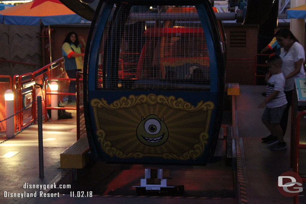 No signs of progress on the mechanisms under the gondolas on the Pixar Pal-A-Round. My hope was to get in a spin before it became too dark.. but due to slow loading and one group wanting off on the cycle before mine it did not happen as planned.