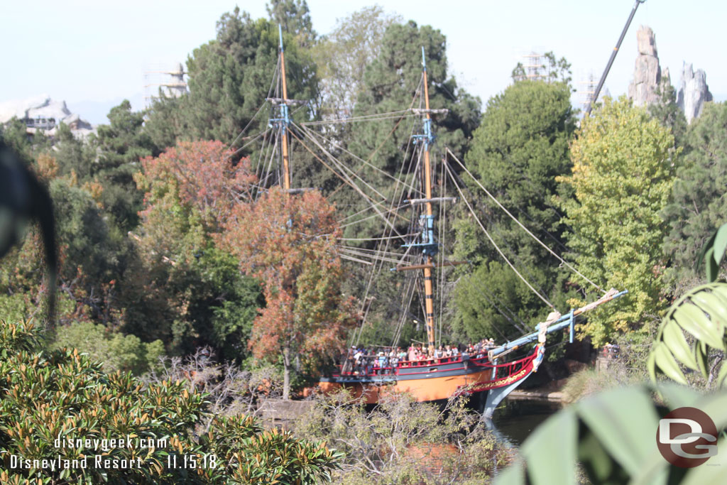 The Mark Twain is closed for renovation so the Columbia is in use today (and with no Fantasmic today there were even night cruises)