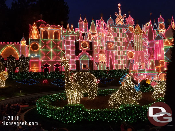 it's a small world holiday lights.