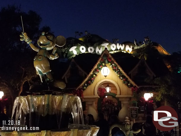 Mickey's Garland was not lit up this evening.