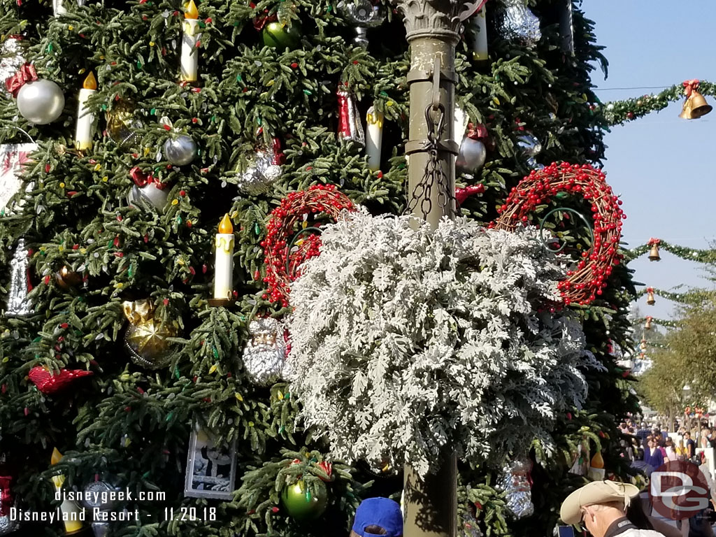 More Christmas baskets with a Mickey touch to them.