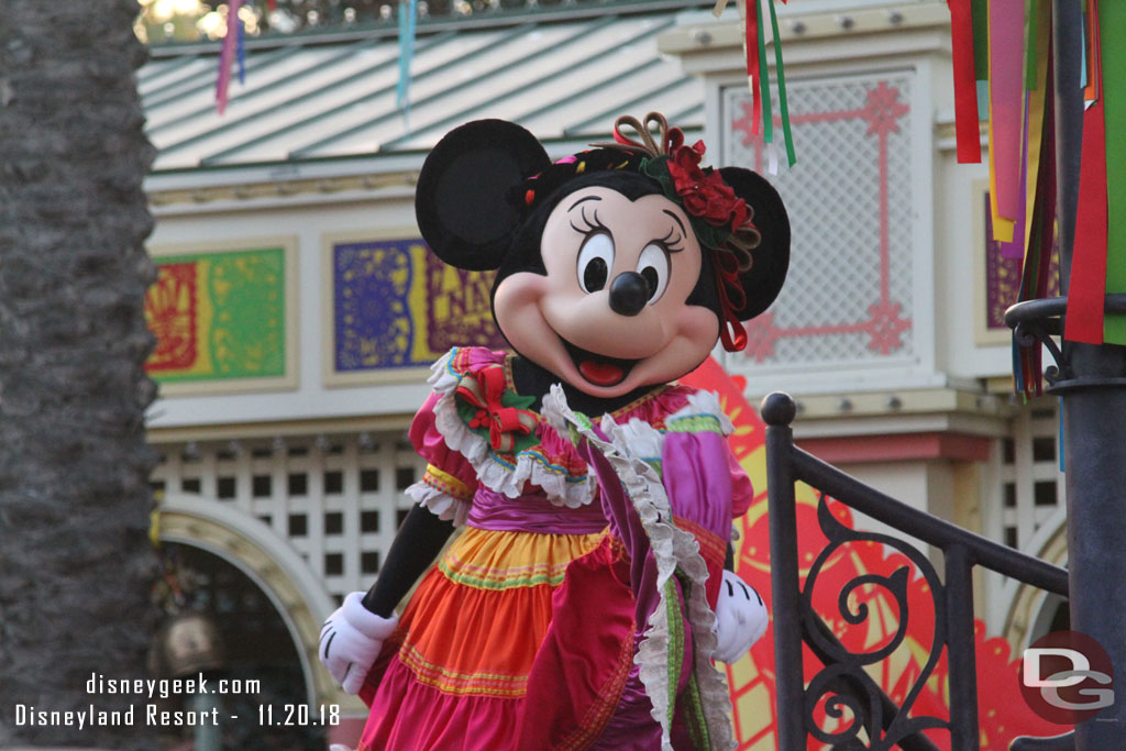 Minnie Mouse in the Viva Navidad! Street Party