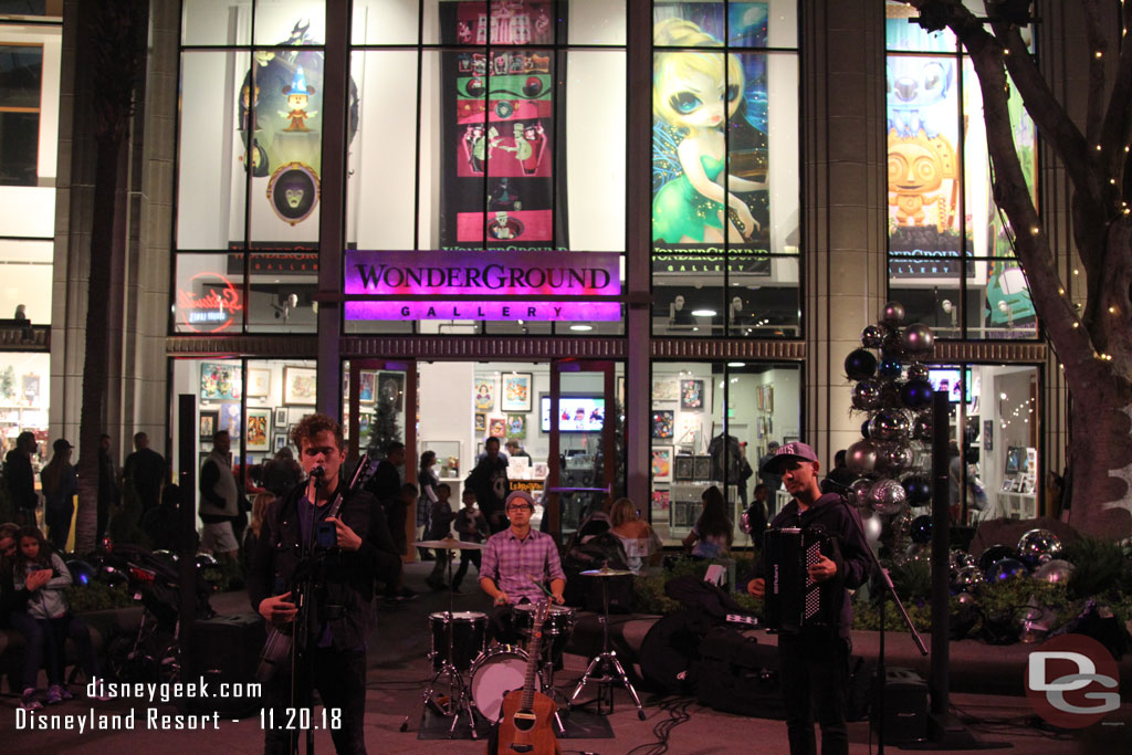 Streetlight Cadence performing in Downtown Disney