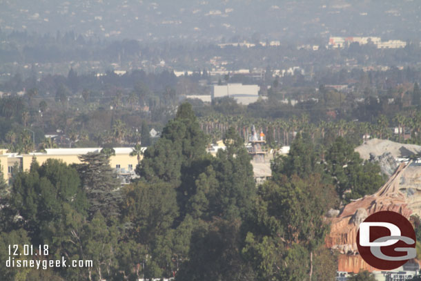 Spotted a worker on one formation in the center of the picture.