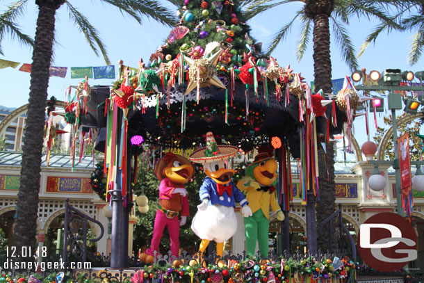 Disney Viva Navidad Street Party time.