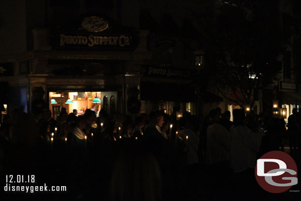 I made my way to Main Street to watch the procession for the 7:45pm Candlelight.