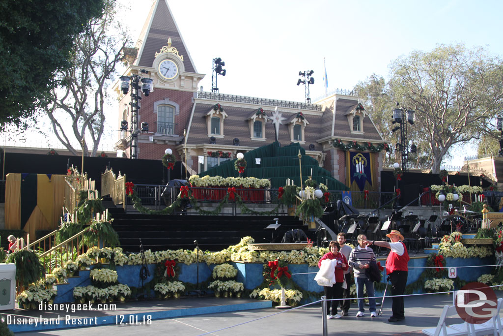 Town Square is preparing for this evenings Candlelight Ceremony.