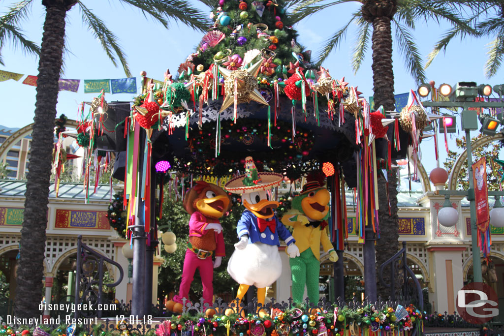 Disney Viva Navidad Street Party time.