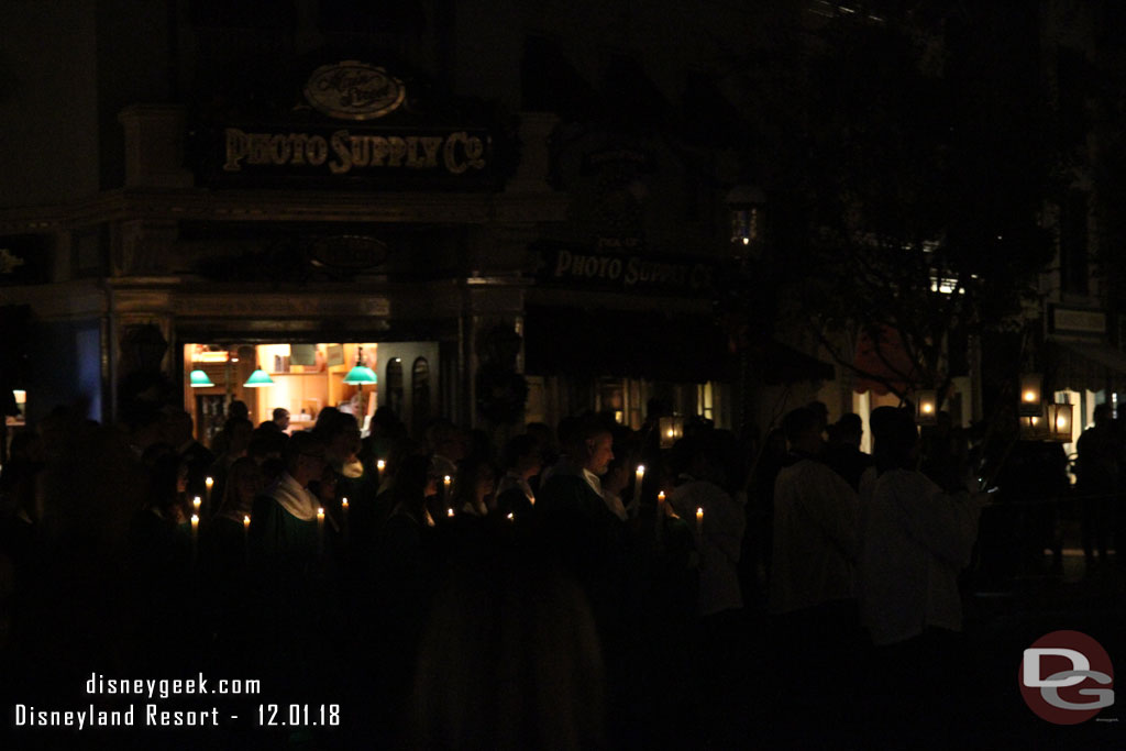 I made my way to Main Street to watch the procession for the 7:45pm Candlelight.