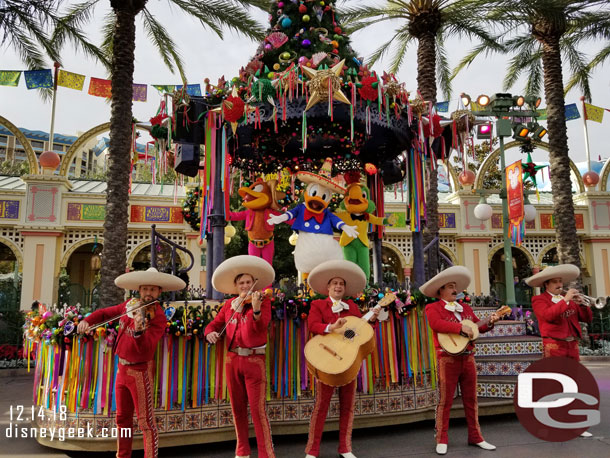 Time for the Viva Navidad! Street Party