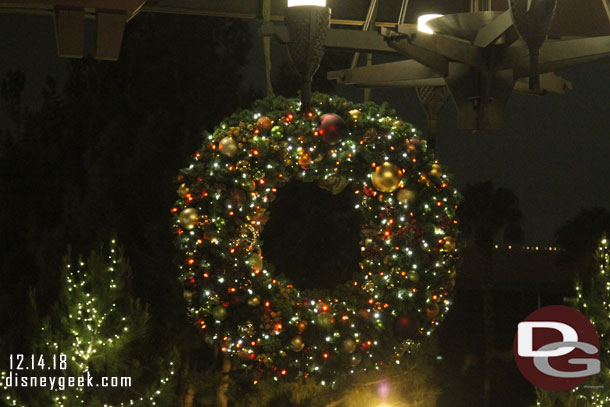 A wreath out front of the Grand Californain Hotel.