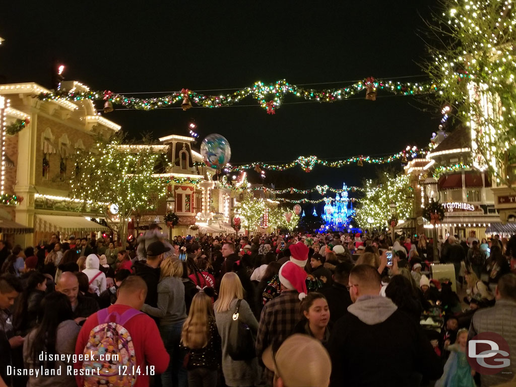 Found a spot about 15 minutes prior to show time for Believe in Holiday Magic