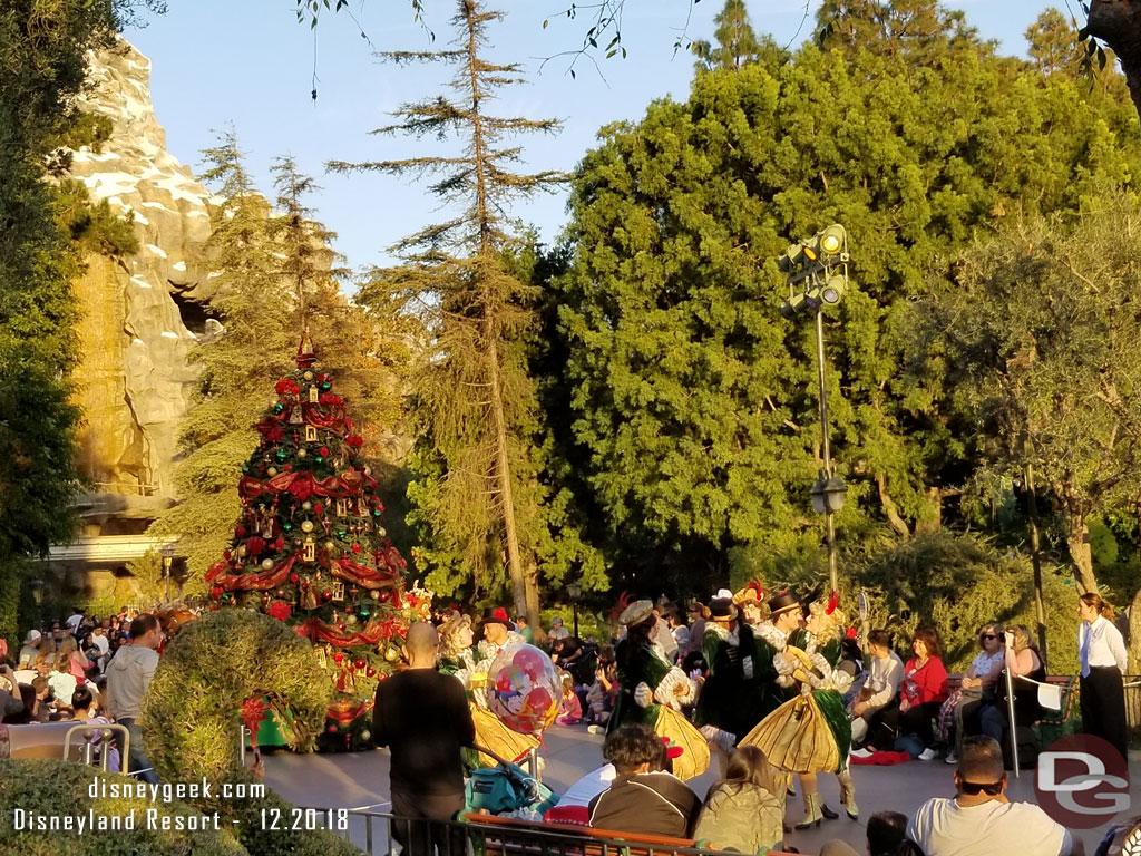 The Tree Decorating group has returned to the parade. For several days the parade ended right after Buzz Lightyear.