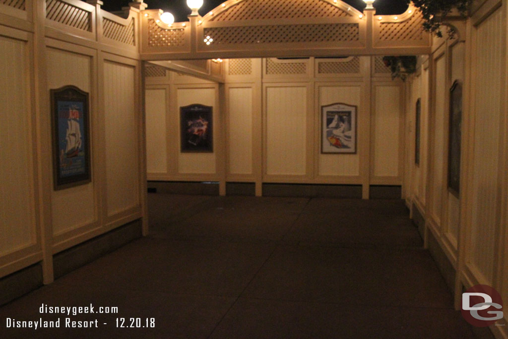 I arrived on Main Street USA a couple minutes before parade time so  I opted to take the by pass which was completely empty vs the busy street or sidewalk.