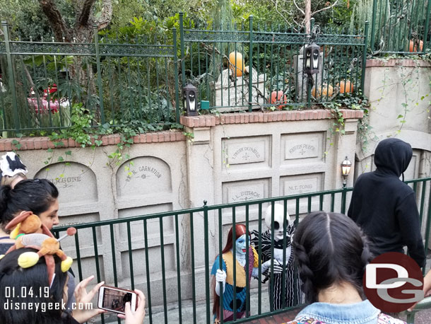 Jack and Sally were visiting guests in the queue.