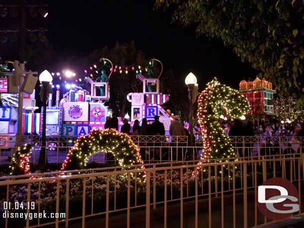 I walked faster than the parade, the workshop float was passing by as I was boarding.