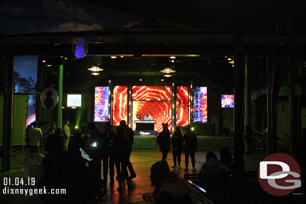 The Backlot Stage was hosting a Backlot Dance Party this evening.  I walked by to see how it was.