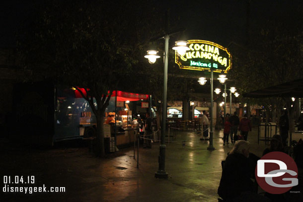 The Pacific Wharf area was quiet too.  It was 8pm, an hour before park closing.