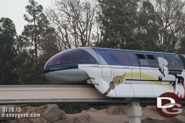 A closer look at Monorail Blue with the Get Your Ears On Wrap.
