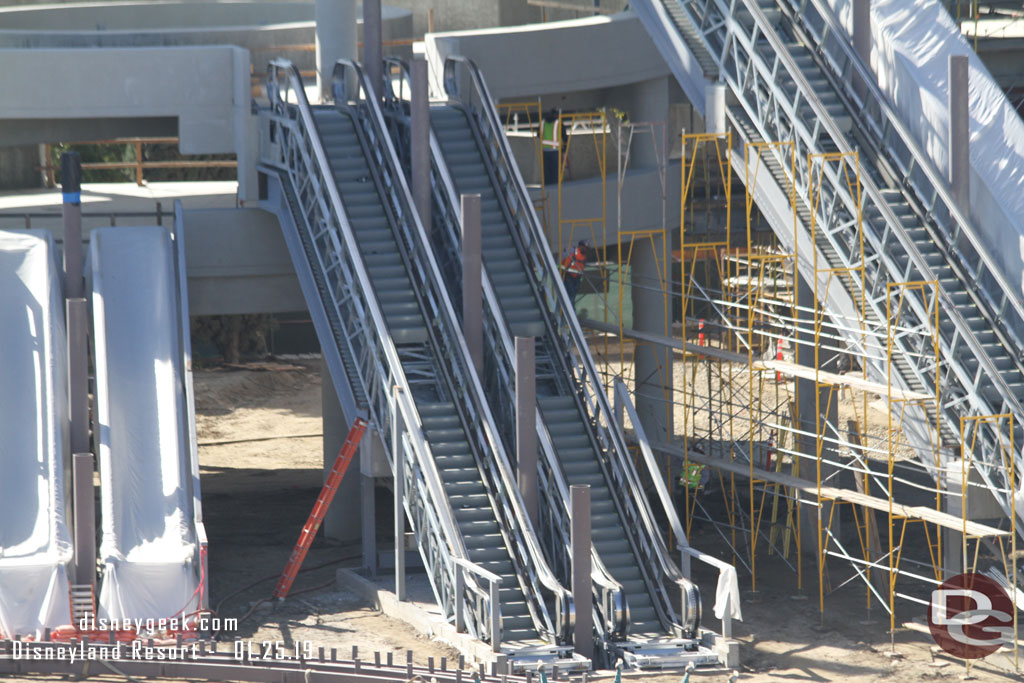 The 3rd floor escalators are now installed