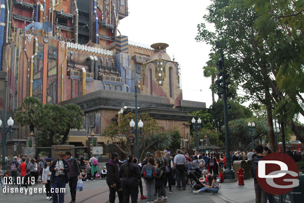 The FastPass Return line wrapped around and came out onto Sunset Blvd.