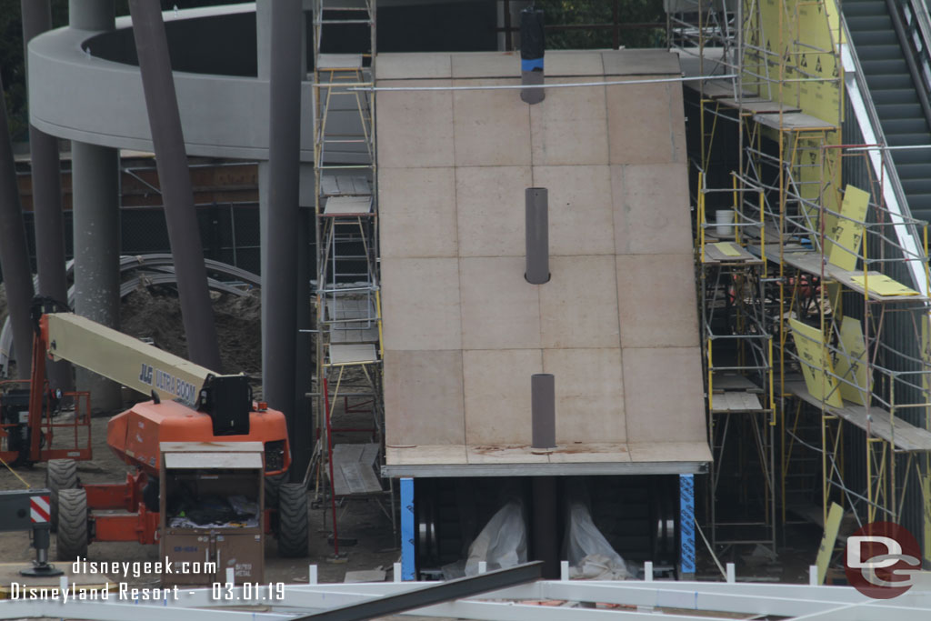 A covering has been added over the second floor escalators, appears to be temporary, guessing to help with the cover installation. 
