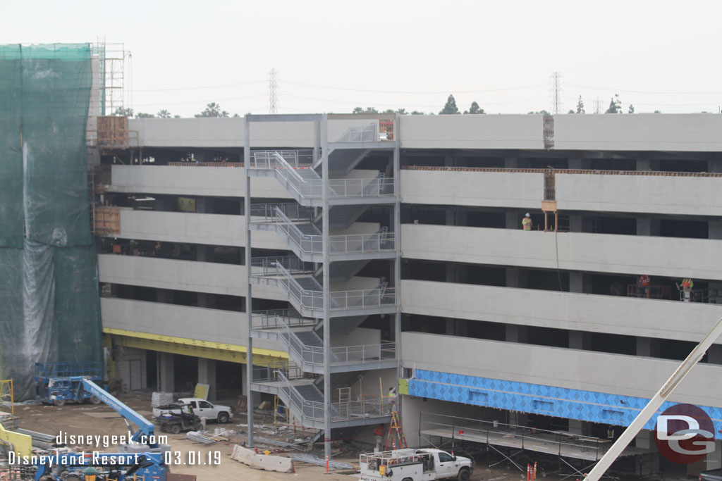 The second stair case has been added.