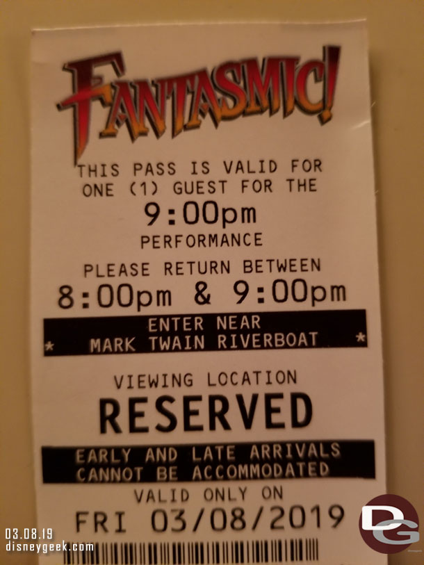 I had a FastPass for Fantasmic this evening so made my way there.